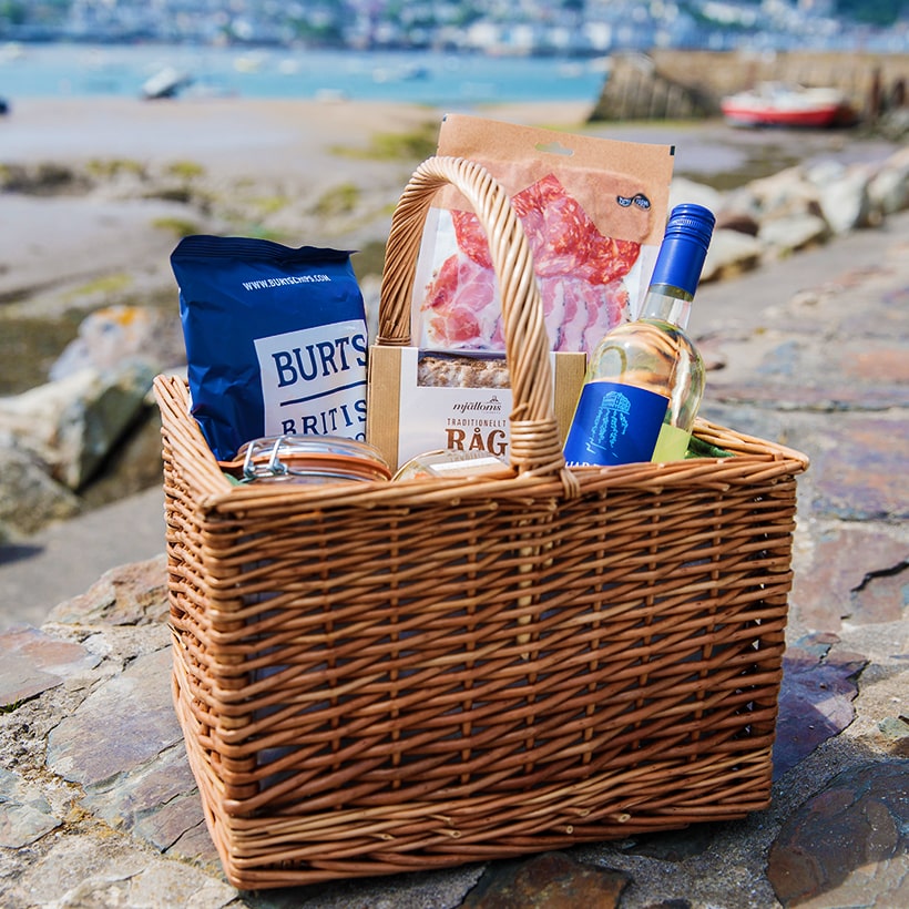 Johns-picnic-hamper