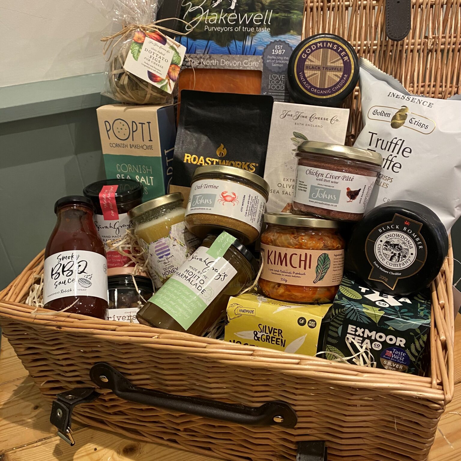 The Deluxe Deli Hamper Johns Johns