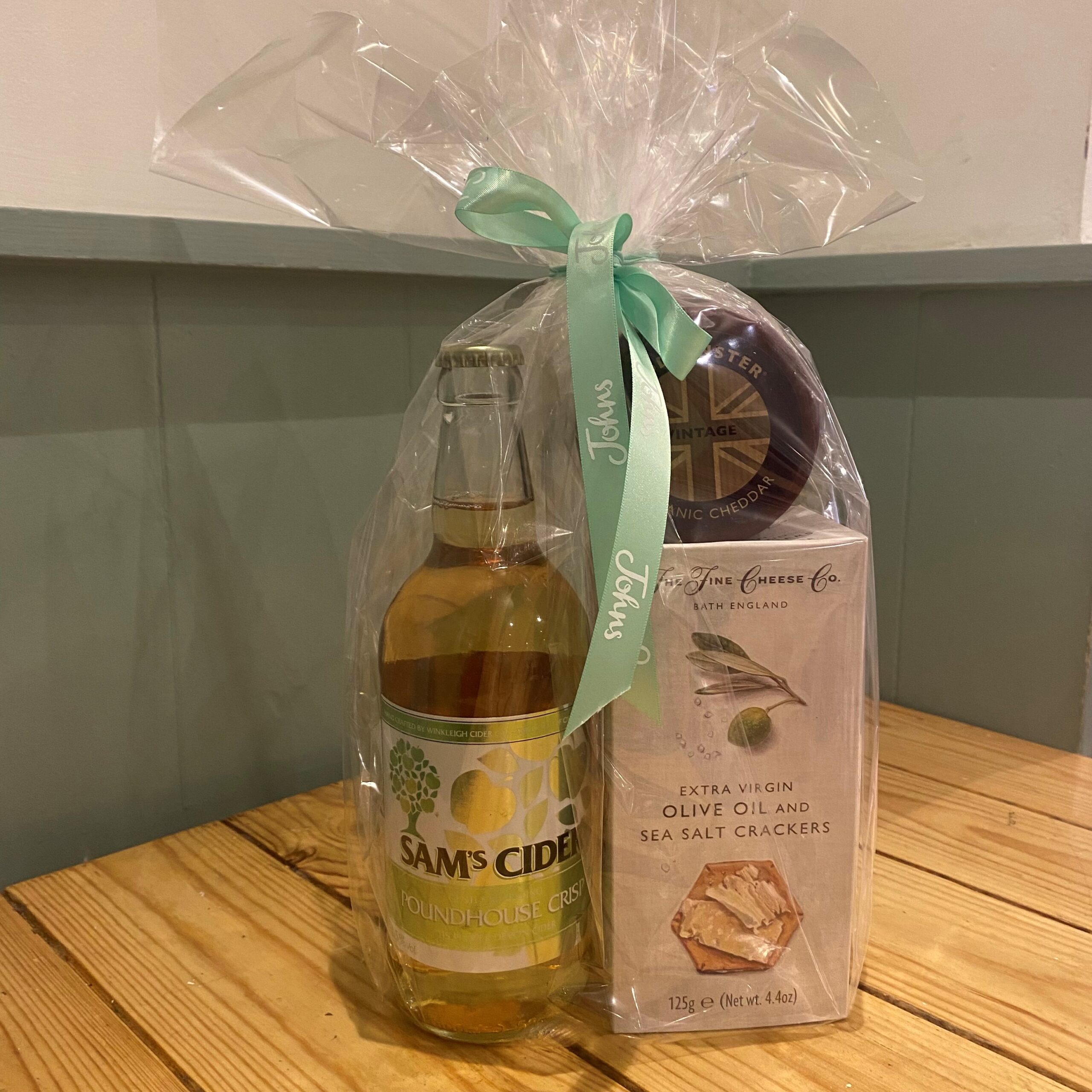 Cheddar & Cider Gift Bag Johns Johns