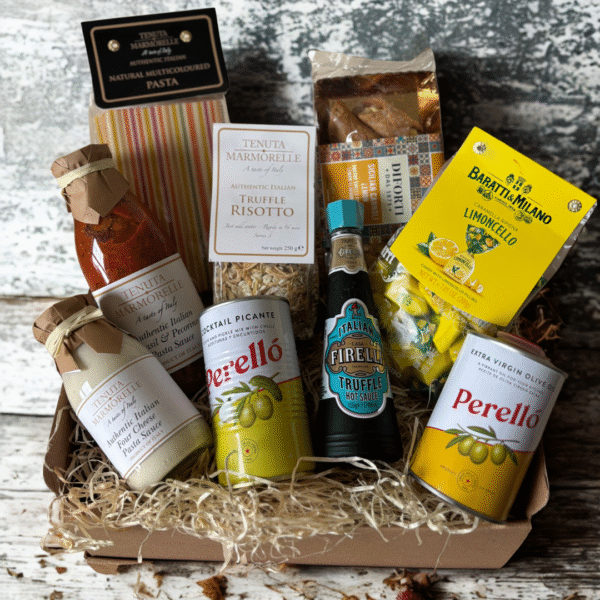 Open hamper of hand selected Italian sweet & savoury products featuring some of our favourite suppliers. A great way to upgrade your gratitude with this mid ranged price point hamper