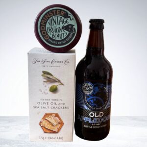 Old Appledore Ale by Country Life Brewery paired with Fine Cheese Company crackers and a Godminster vintage cheddar truckle – a fantastic budget-friendly gift.