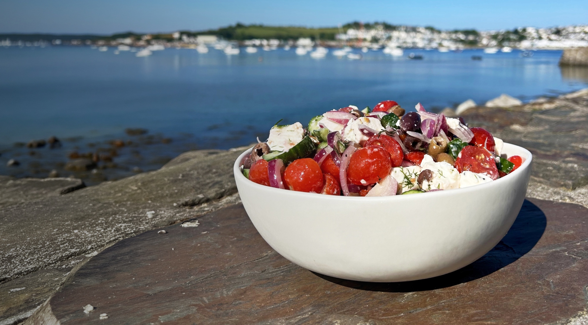 greek salad by sea